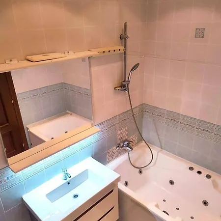 Lägenhet Alik Cozzy Place *